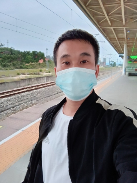 小李的第一张照片--梧州蓝颜知己交友网